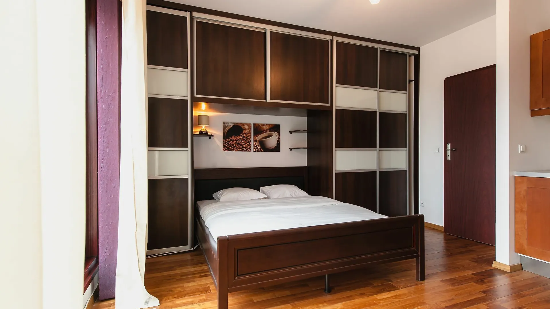 Exclusive Aparthotel Wrocław 4*,